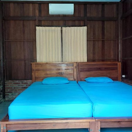 Khalisha Villa Airsatang Экстерьер фото