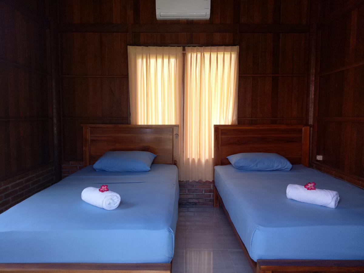 Khalisha Villa Airsatang Экстерьер фото